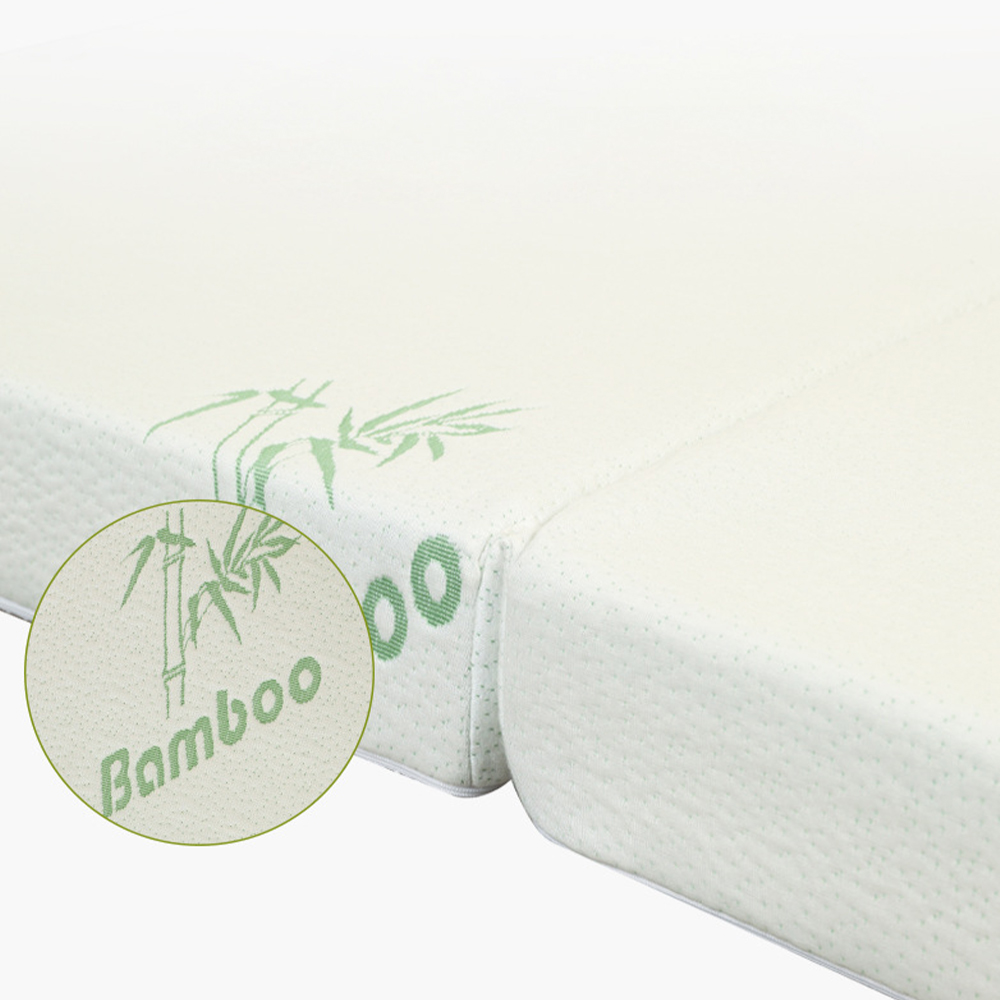 Kolminkertaisesti taitettava memory foam -patja